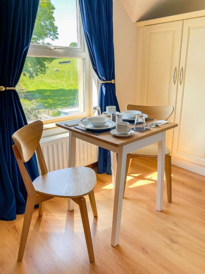 Mount Edwards Hill Guest Accommodation Cushendall Eksteriør billede