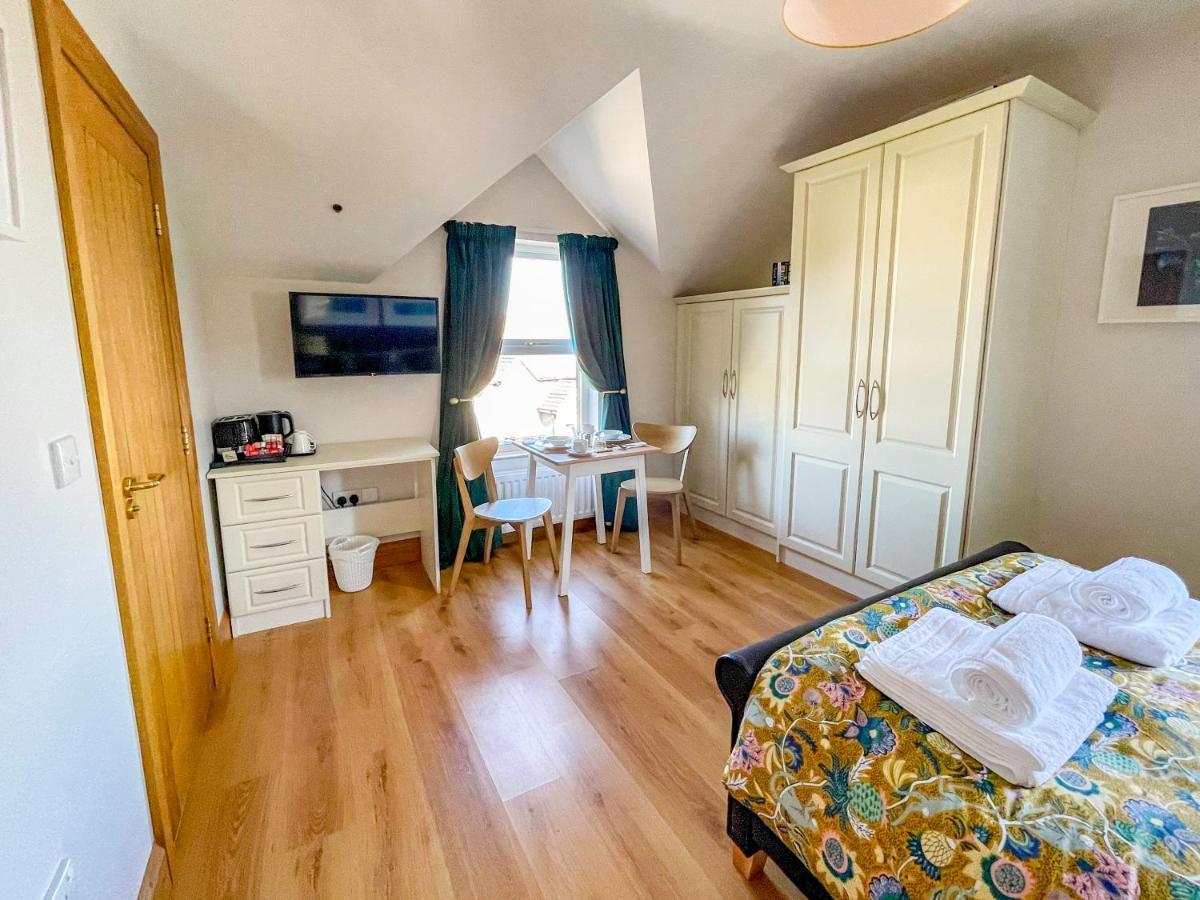 Mount Edwards Hill Guest Accommodation Cushendall Eksteriør billede