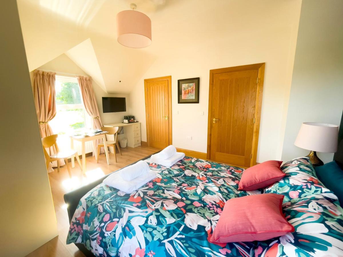 Mount Edwards Hill Guest Accommodation Cushendall Eksteriør billede
